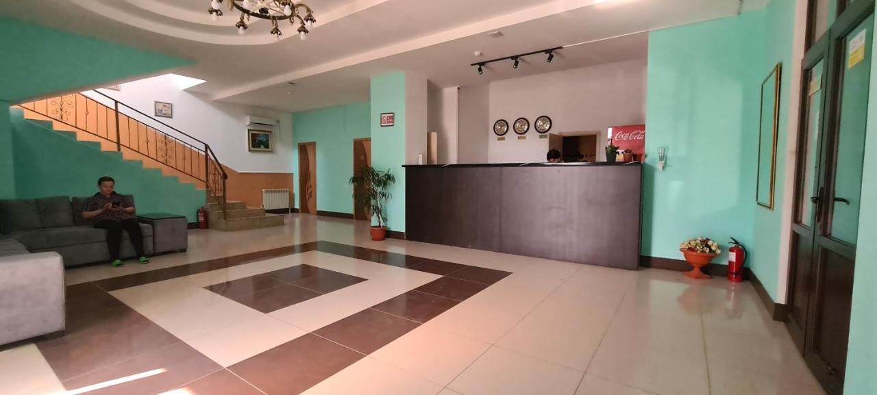Гостиница Оазис Atyrau Exterior photo